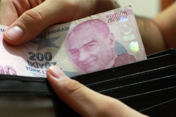 Hesaplara 4.000 TL Kimlik Numarasına Göre Yatacak!
